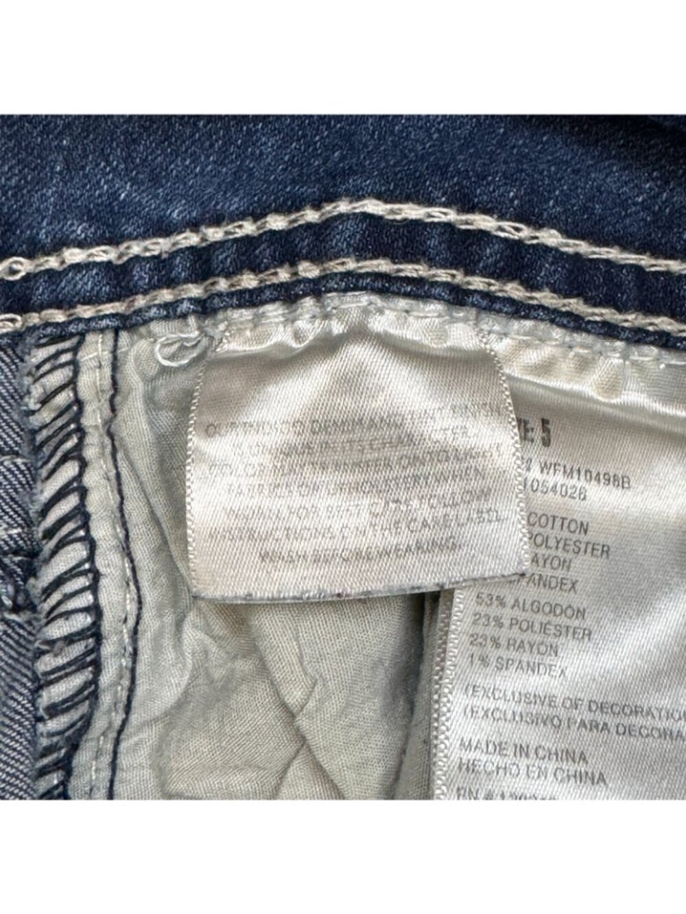 Wallflower Bootcut Jeans Womens Size 5 Luscious Curvy Fit Blue Denim Mid Rise - Picture 15 of 16